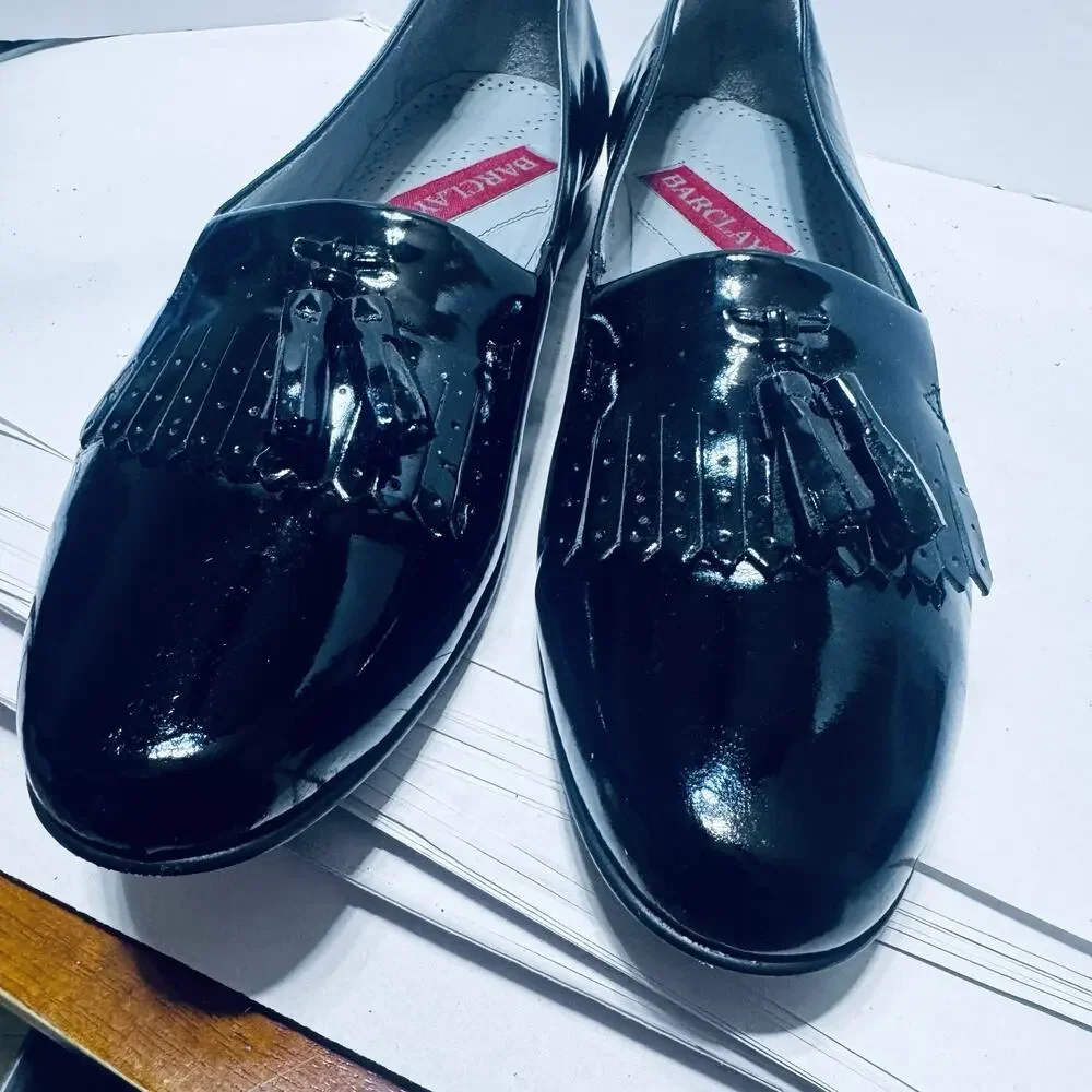 Barclay Men's Dress Shoes Size 11D Black Patent Leather loafers tassel tie